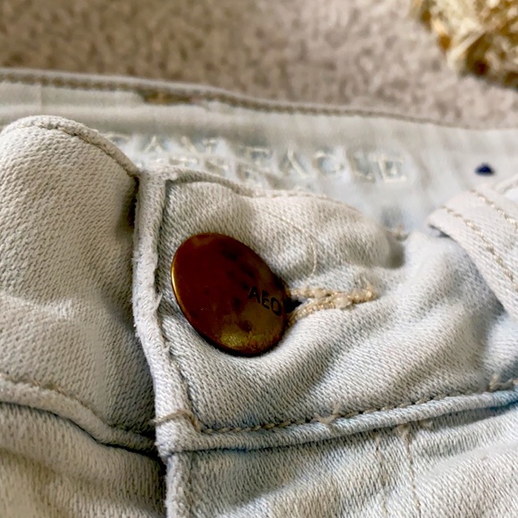 Jean shorts with rips - Picture 5 of 6